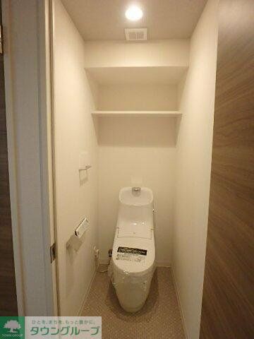 ＪＲ山手線 鶯谷駅 徒歩7分 9階建 築8年のトイレ写真