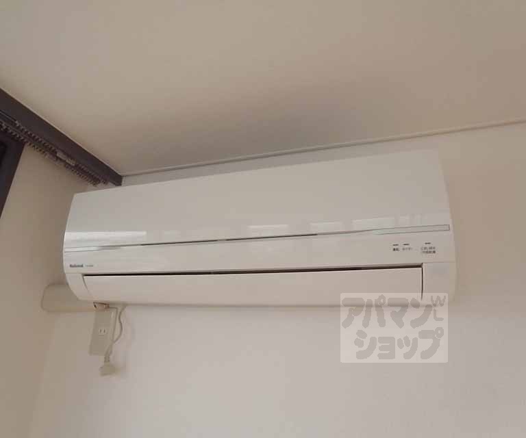 その他設備　エアコン装備