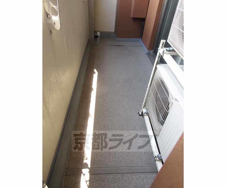 バルコニー　広々としたバルコニーです・