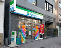 コンビニ　ファミリーマート 台東三筋店（コンビニ）まで414m