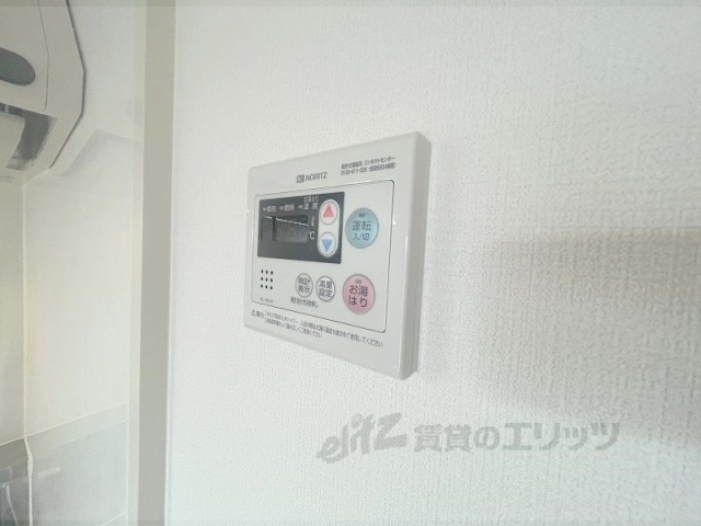 その他設備　給湯器リモコン