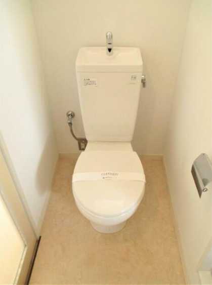 トイレ　コンパクトで使いやすいトイレです