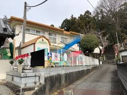 幼稚園・保育園　ひな保育園（幼稚園・保育園）まで984m