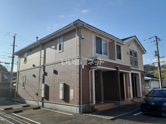 ＪＲ山陽本線 三原駅 バス乗車時間：20分 最寄りバス停で下車 徒歩2分 築21年