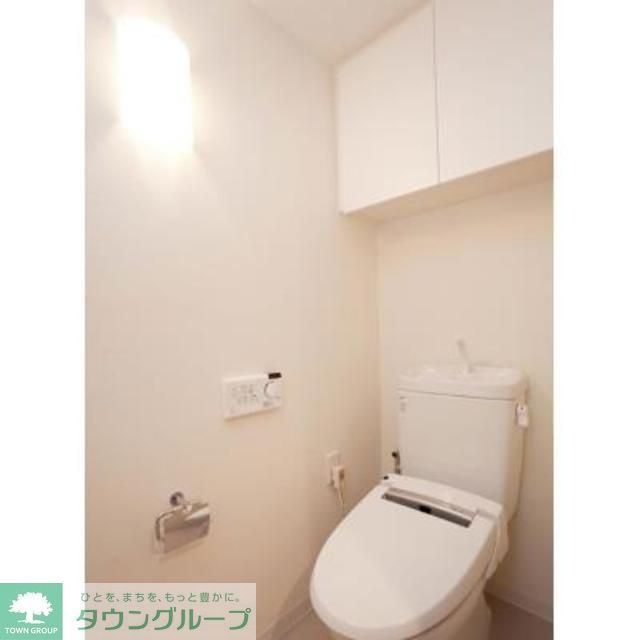トイレ　※写真は同タイプ住戸です。