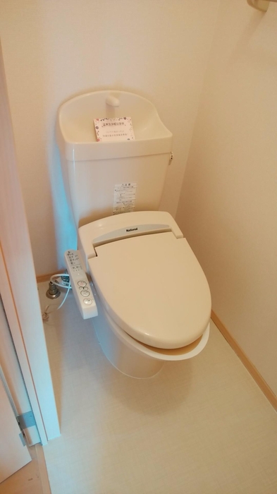 ＪＲ桜井線 三輪駅 徒歩5分 2階建 築24年のトイレ写真