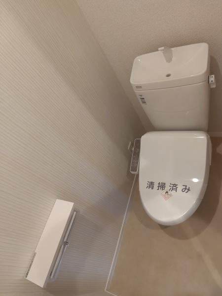 第2クオリティのトイレ写真