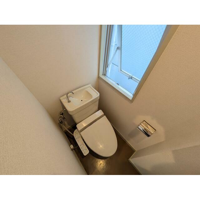 小川ビルのトイレ写真