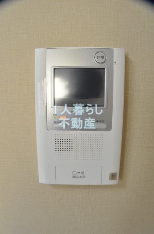 セキュリティ　モニター付きインターホンです。