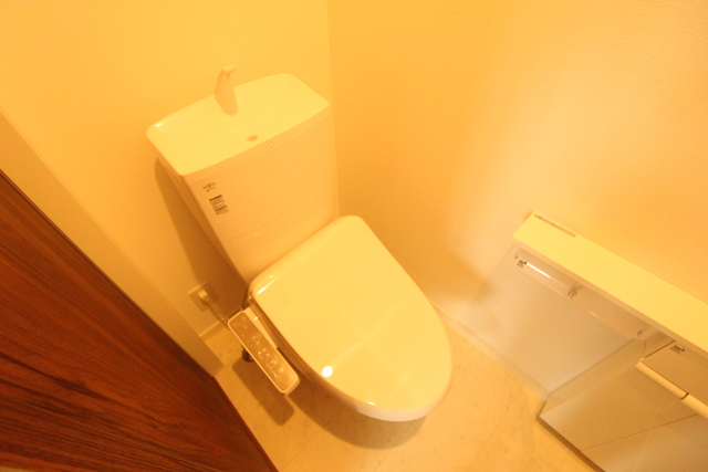 HATRE笹口のトイレ写真