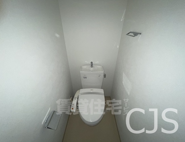アスヴェル大阪城WEST2のトイレ写真