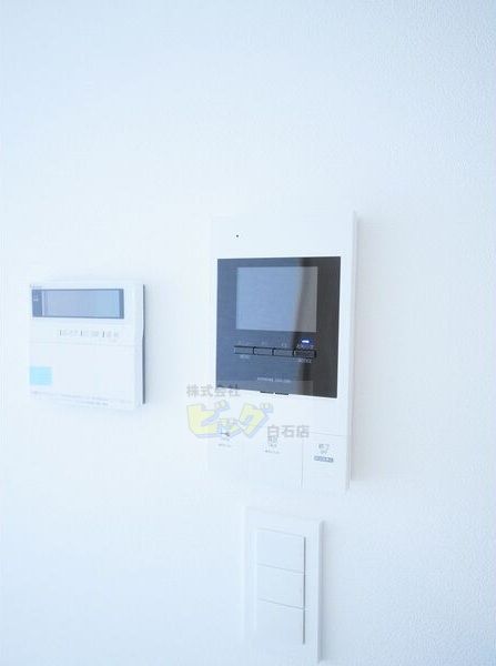 セキュリティ　防犯面で安心のＴＶモニターホン設備が付いています♪