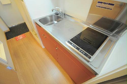 キッチン　実際のお部屋と異なる場合がございます。