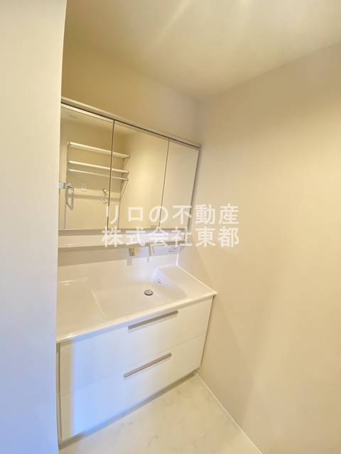 洗面設備　朝の忙しい時間帯にとても便利！