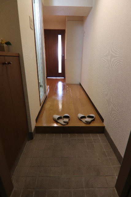 ラピアス吹上の玄関写真