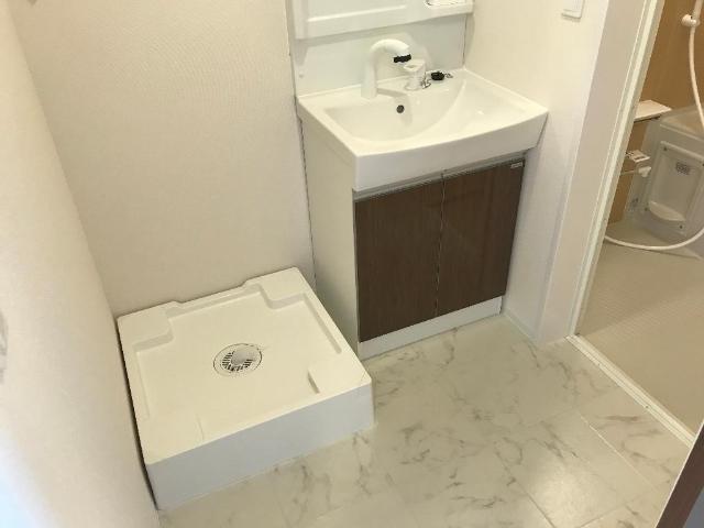 洗面設備　洗髪洗面化粧台