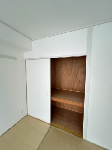 UR武庫川 28号棟の内装写真