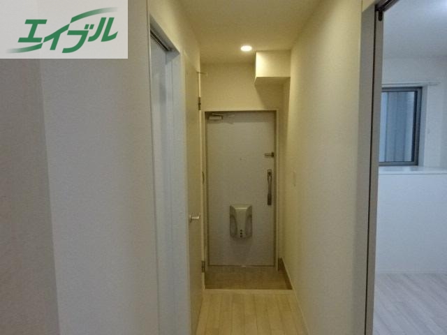 玄関　廊下