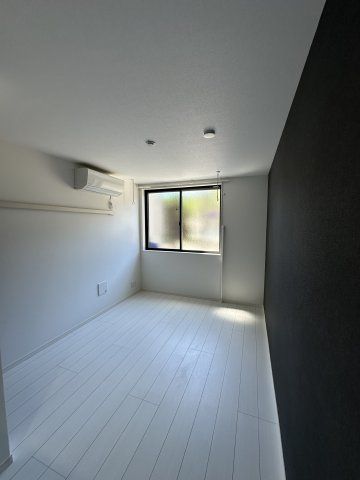 ベイルーム金沢西柴の居間写真