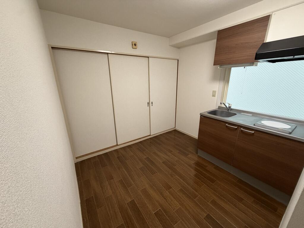 十日市Kビルの居間写真