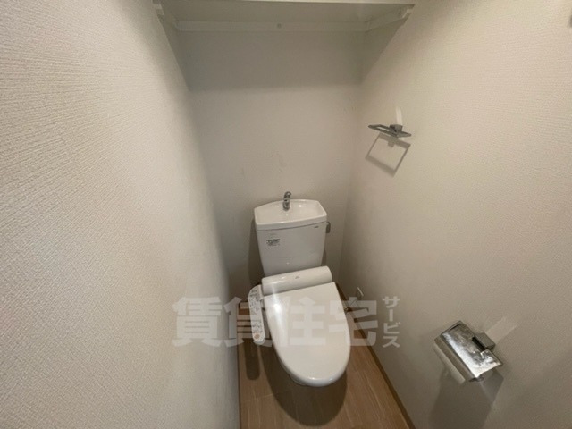 地下鉄長堀鶴見緑地線 京橋駅 徒歩3分 13階建 築12年のトイレ写真