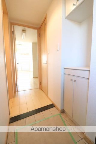 ＪＲ八高線 箱根ケ崎駅 徒歩2分 5階建 築16年の玄関写真