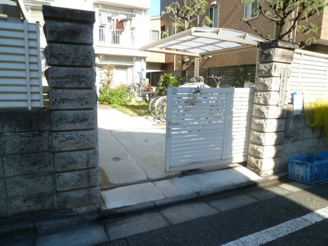小田急線 豪徳寺駅 徒歩7分 6階建 築56年の外観写真