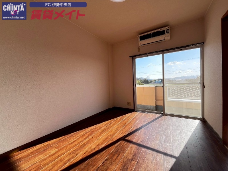 居室・リビング　別部屋参考写真
