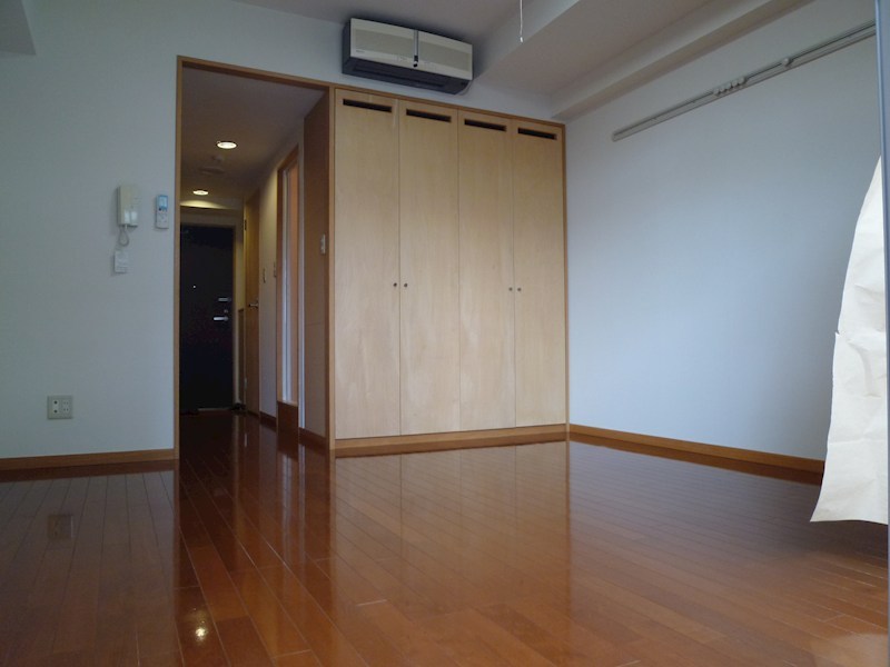 居室・リビング　反転部屋参照