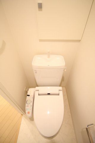 トイレ　コンフォリア文京白山　文京区本駒込1
