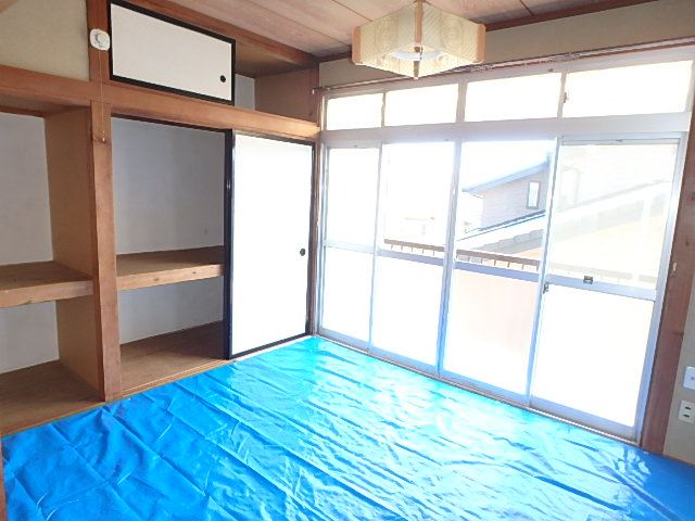 居室・リビング　風通しが良く心地良い風が吹き込みます。