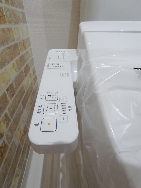 ＪＲ福知山線 塚口駅 徒歩9分 3階建 築8年のトイレ写真