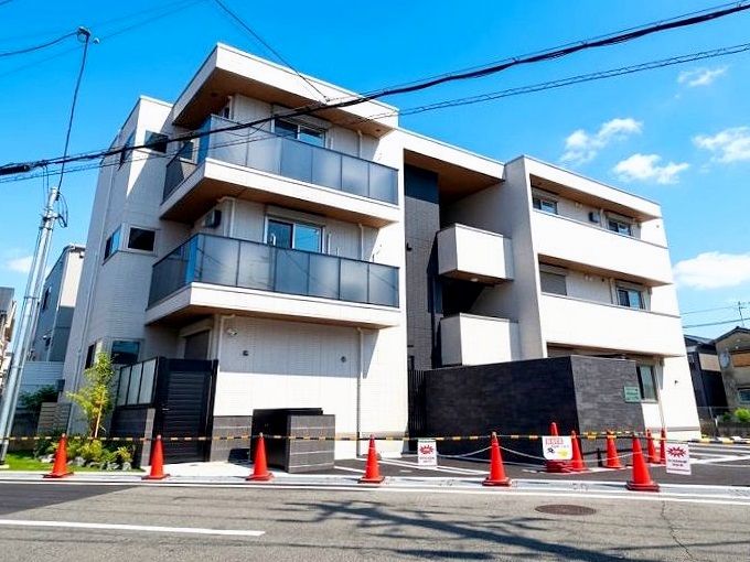 近鉄南大阪線 藤井寺駅 徒歩20分 築1年