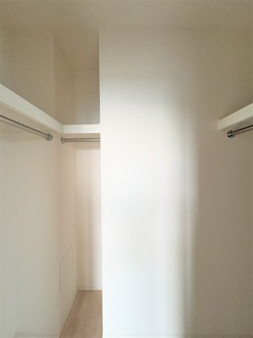 収納　ウォークインクローゼット。