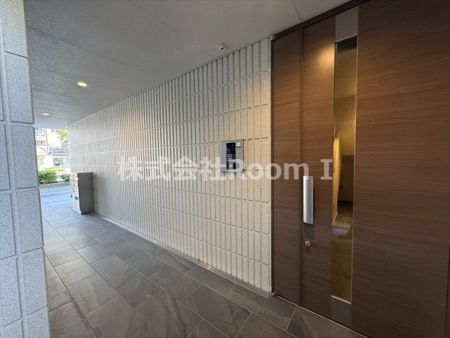 エントランス　建物の内部です