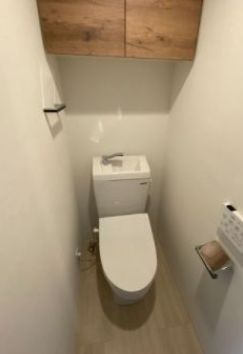 トイレ　別号室参考写真