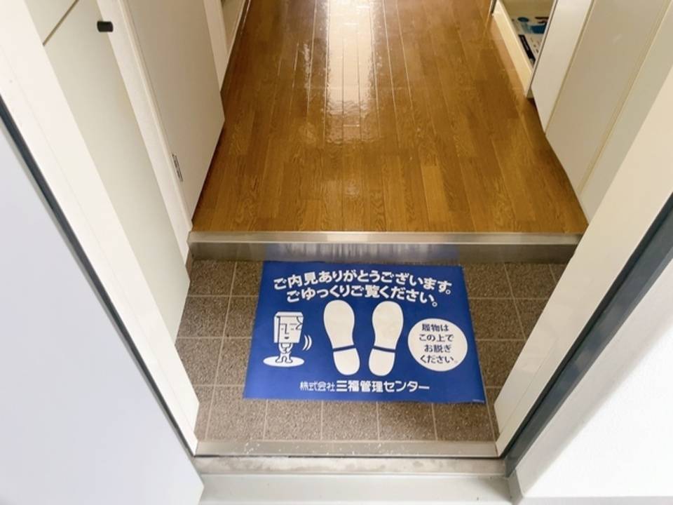 玄関　玄関