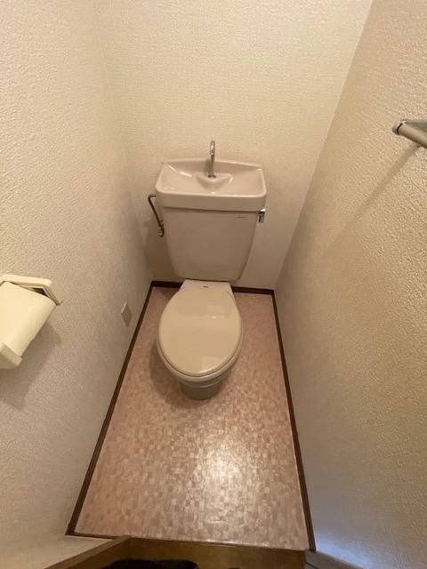 トイレ　別部屋参考画像