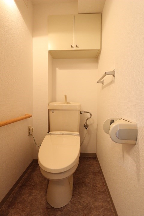 トイレ　別部屋参考写真