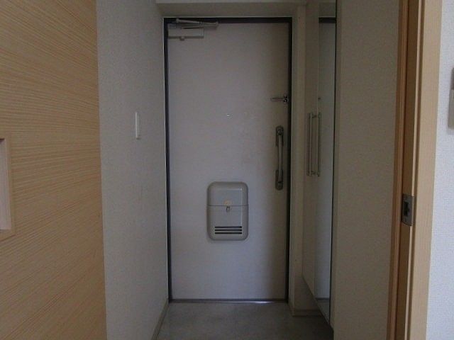 玄関　玄関