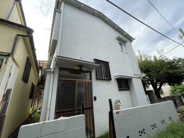 成田東3丁目戸建の外観写真