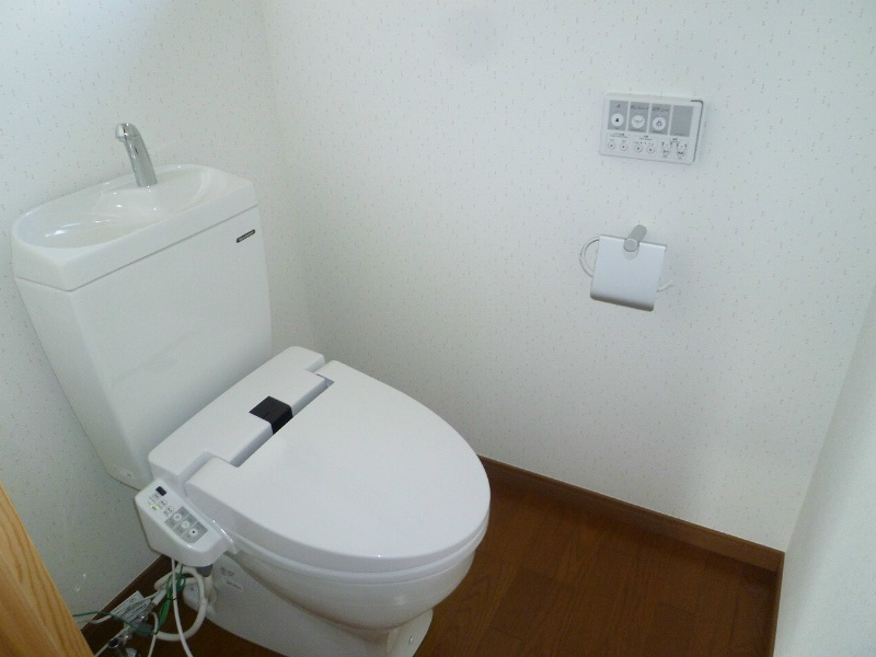 羽場嶽野住宅6のトイレ写真