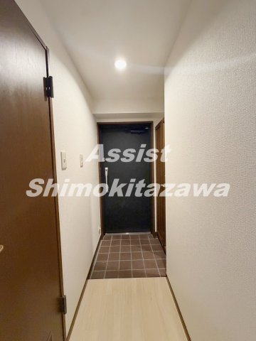 京王井の頭線 浜田山駅 徒歩5分 7階建 築31年の玄関写真