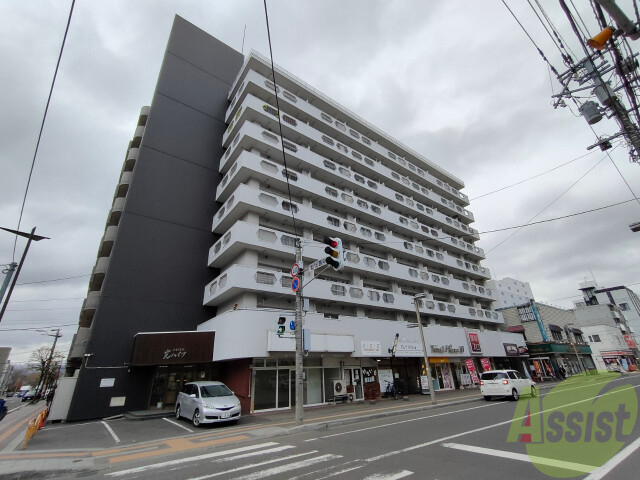 建物外観　札幌市北区北１８条西「北１８条駅光ハイツ」