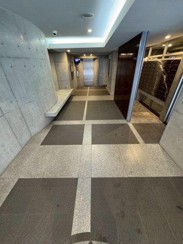 ＪＲ東海道本線 元町駅 徒歩5分 14階建 築19年の外観写真