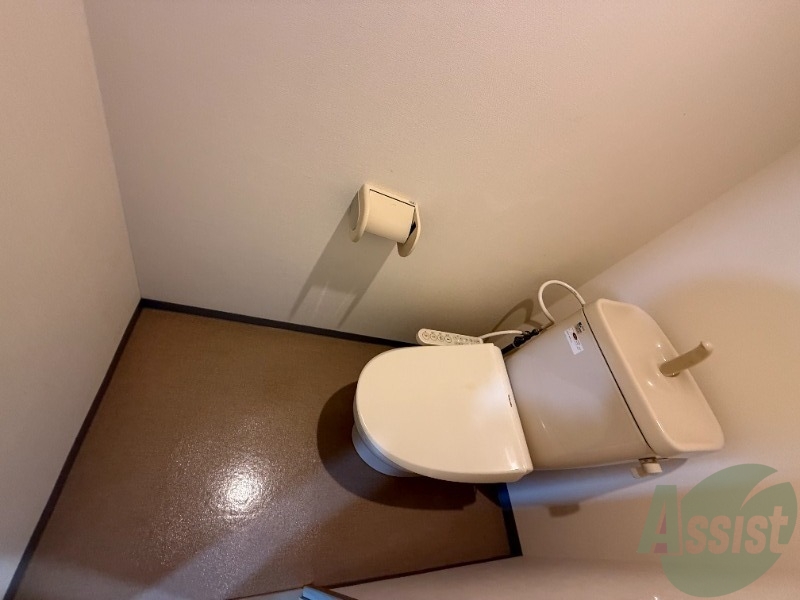 トイレ　トイレの写真です。シンプルで使いやすそうですね。