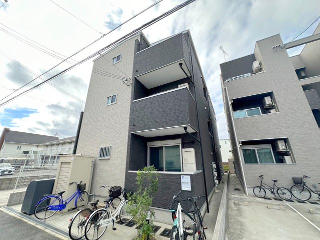 建物外観　綺麗な外観の素敵なお部屋があなたを待っています。