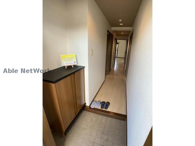 玄関　※同物件別部屋