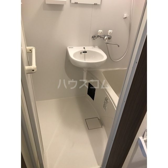 レスピーロ能見台A棟の風呂写真