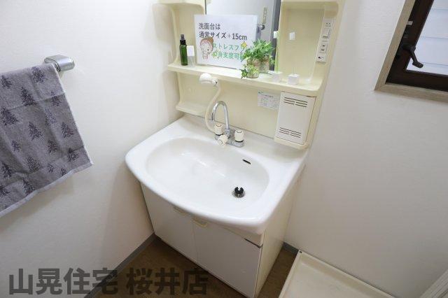 ダルバールやまとの内装写真